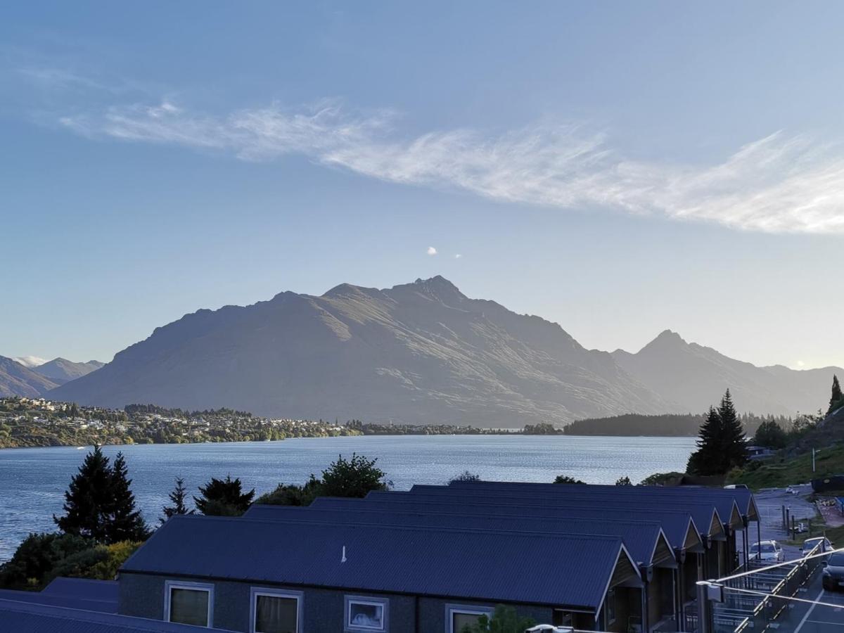Alpine Village Views Queenstown Eksteriør billede